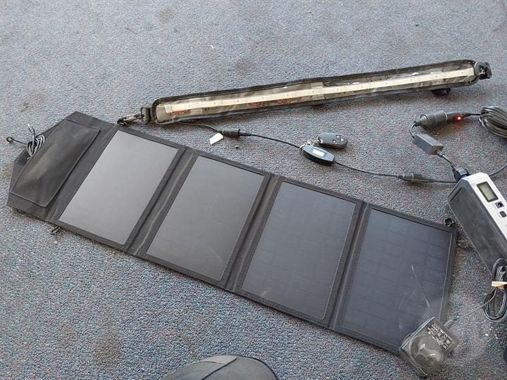 Jump Solar Jump Start And Lights Workshop Equip Carousel 6
