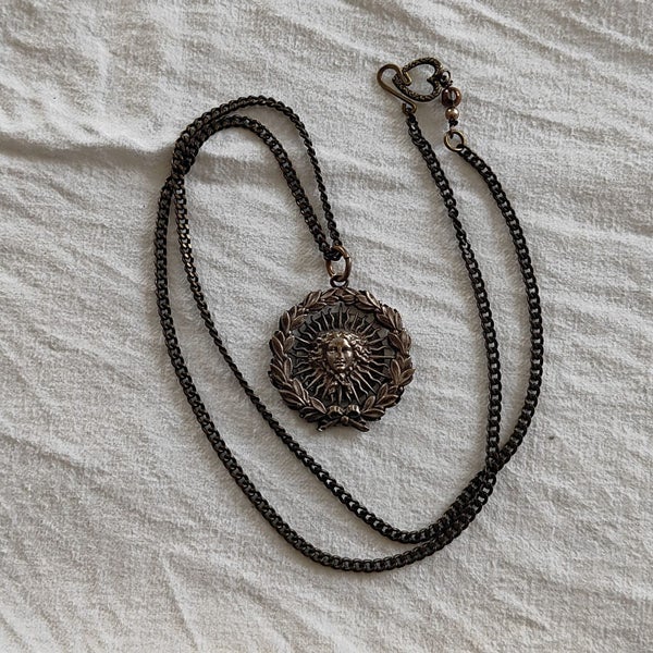 # Vintage Necklace 74cm Carousel 2