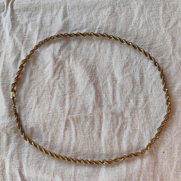 # Vintage Necklace 46cm Carousel 1