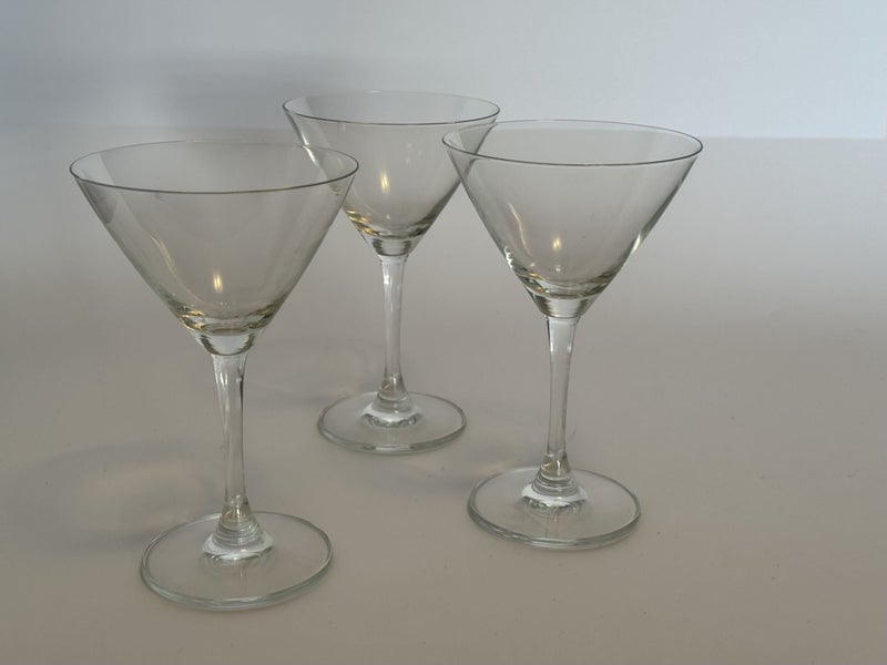 Set of 3x Martini glasses Carousel 1
