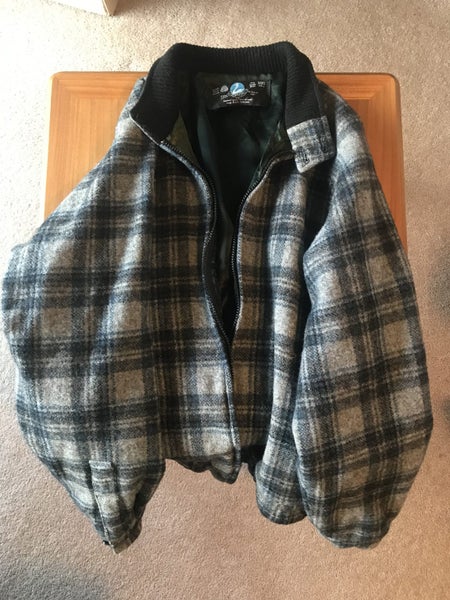 SWANNDRI WOOL JACKET / GET A BARGAIN $$1-00 RESERVE BARGIN $1-00 RESERVE Carousel 2