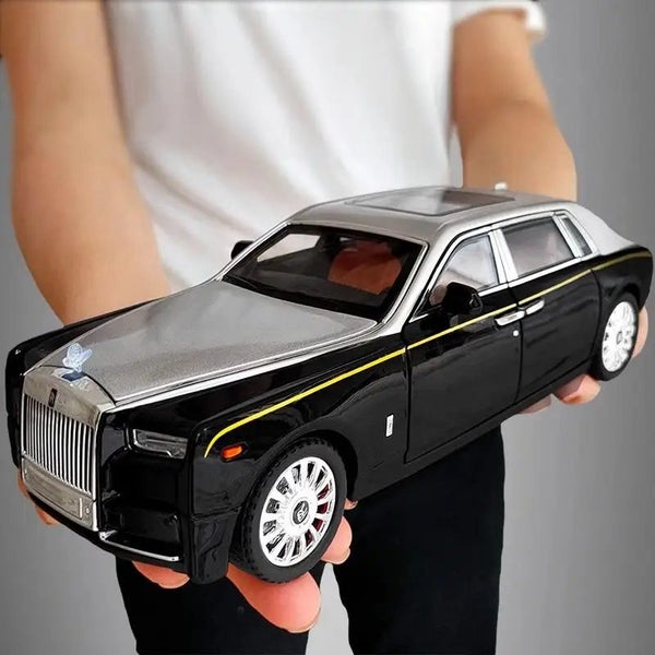 1:18 Rolls Royce Phantom Alloy Diecast Carousel 1