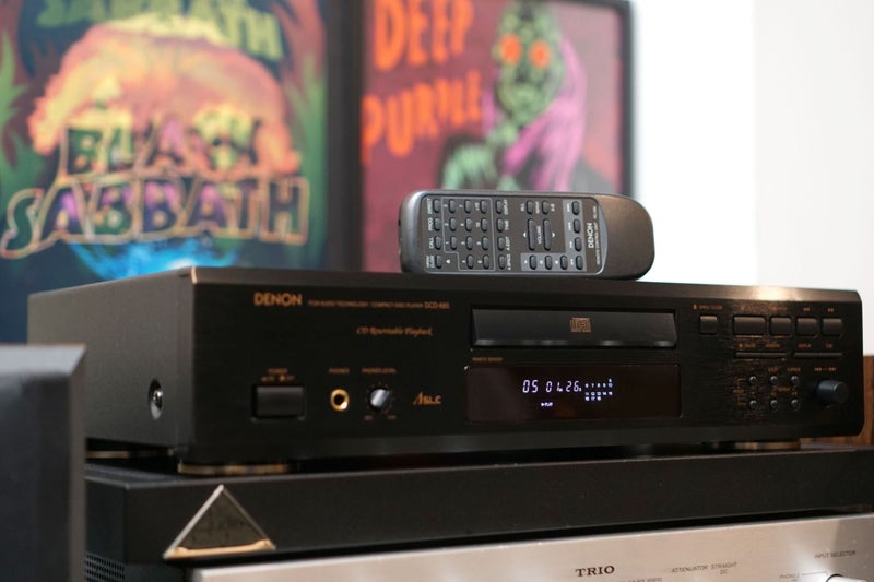 Denon DCD-685 CD Player with 20-bit x2 Super Lambda DAC Original Remote & Manual Carousel 1