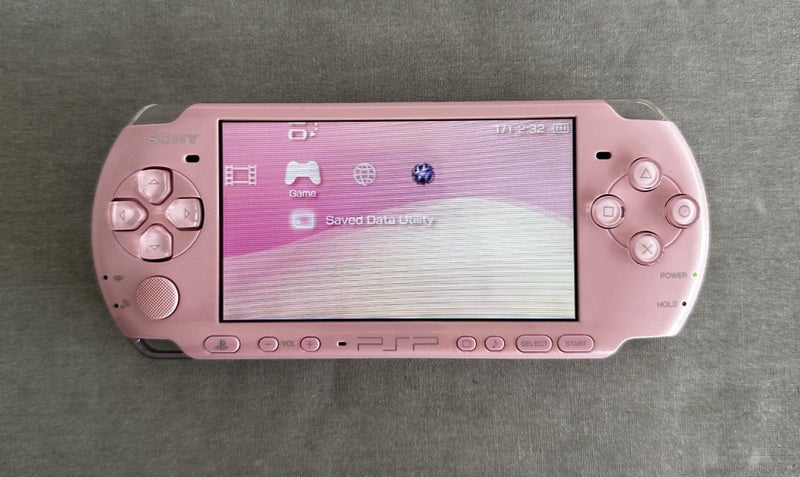 PlayStation Portable (PSP) 3000 – Blossom Pink | 64GB | Fully Set Up Carousel 2