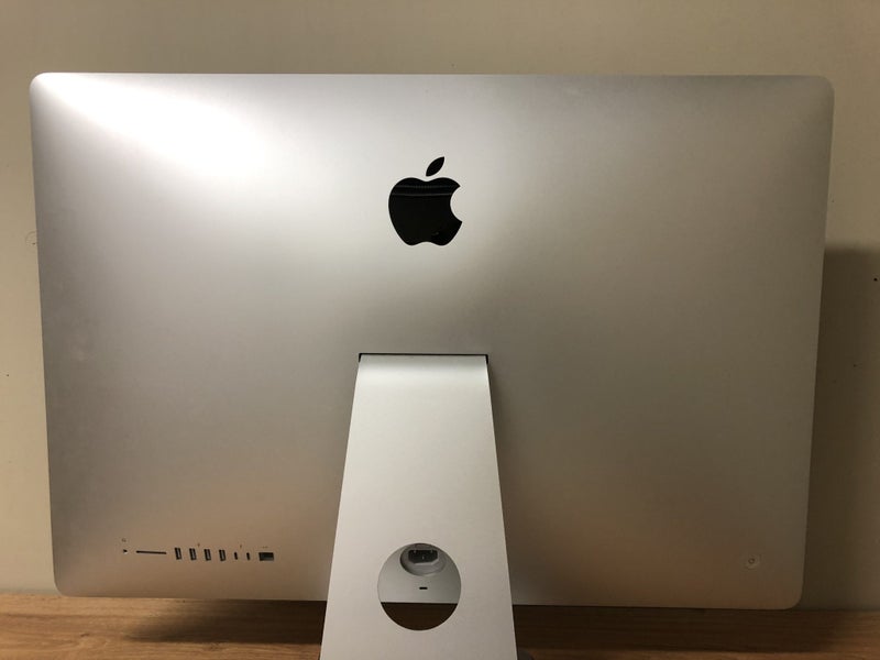 27" iMac 6 Core i5, 5K - 2020 Model62863848185347112