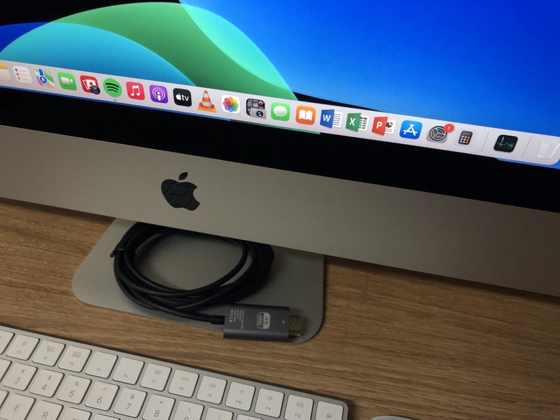 27" iMac 6 Core i5, 5K - 2020 Model Carousel 2