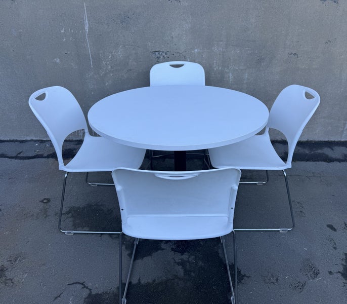 White Cafe Style Dining Set Carousel 1