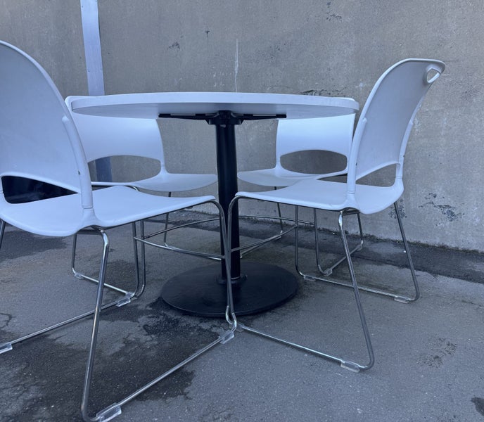 White Cafe Style Dining Set Carousel 2