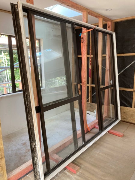 Aluminium joinery Carousel 2