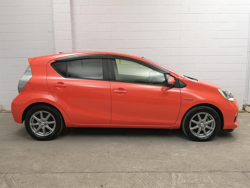 2012 Toyota Aqua G Spec, keyless, camchain, nic...62865831961473112