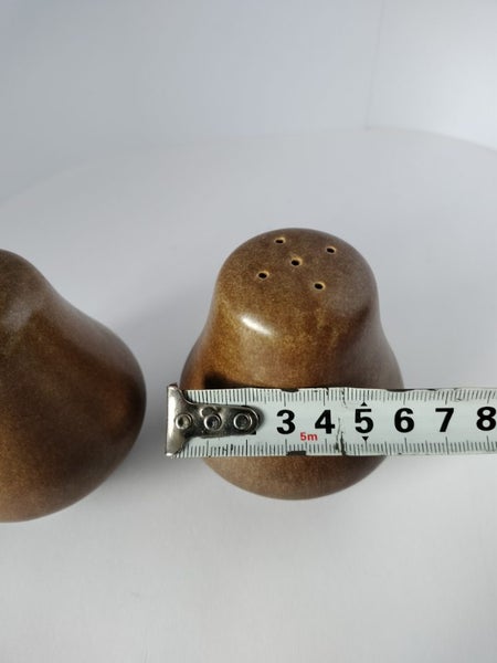 Temuka S&P shakers Carousel 6
