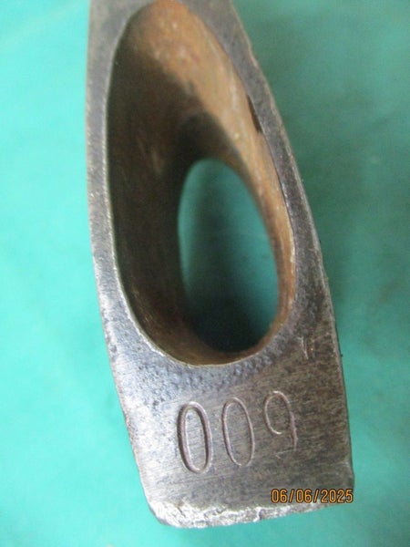 AXE HEAD $2-RES Carousel 5