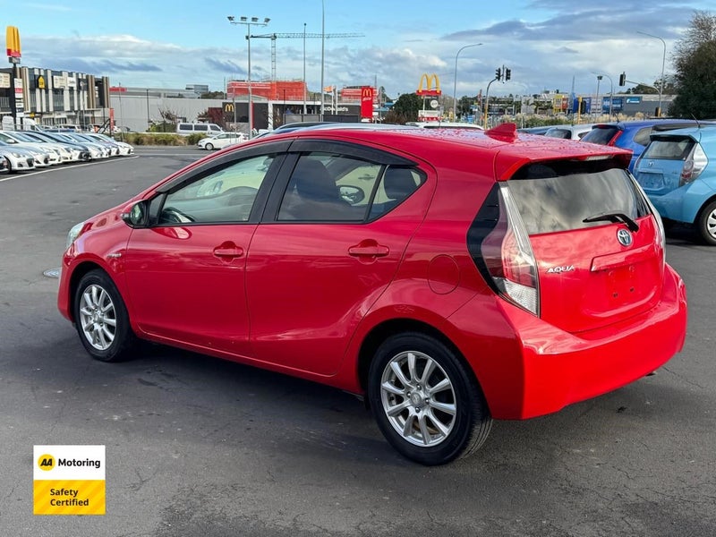 2015 Toyota Aqua Facelift Hybrid62865831939843114