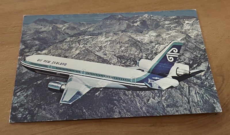 Air NZ DC 10 Postcard Carousel 1