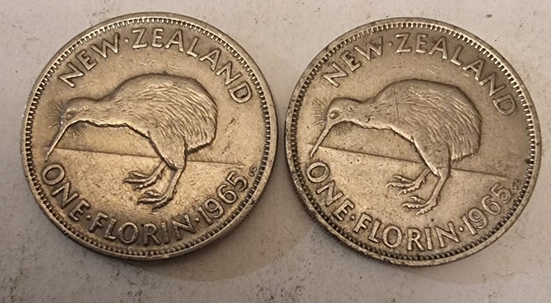 2 NZ 1965 florins Carousel 1