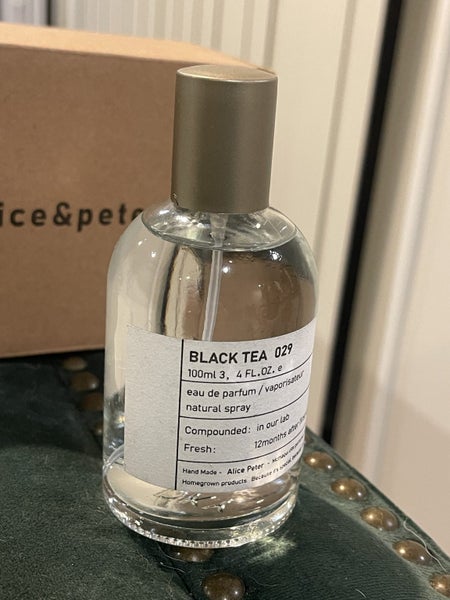 $1 reserve// woody floral fragrance perfume-black tea 100ml Carousel 1