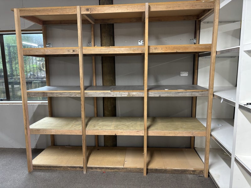 Storage shelves Carousel 1