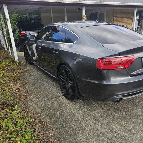 2015 Audi A564215261393154111