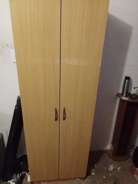2 DOOR CUPBOARD WITH SHELVES Carousel 1