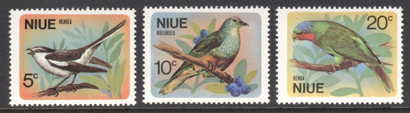 Niue - 1971 - Birds set - UHM Carousel 1