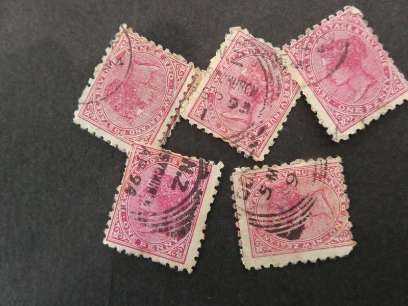 Old Advertising on NZ Stamps collection-$1res Carousel 5
