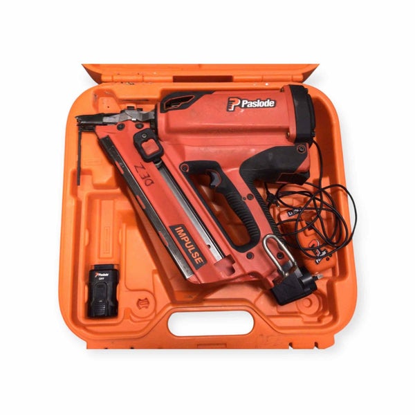 NAIL GUN COMBO KIT Carousel 4