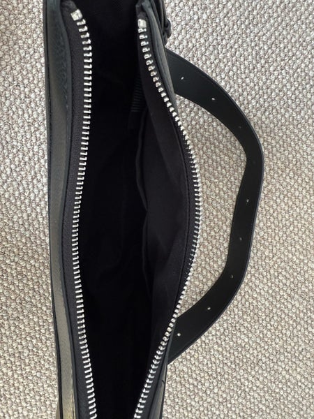 UNIQLO Black Faux Leather Bag63616367330433114