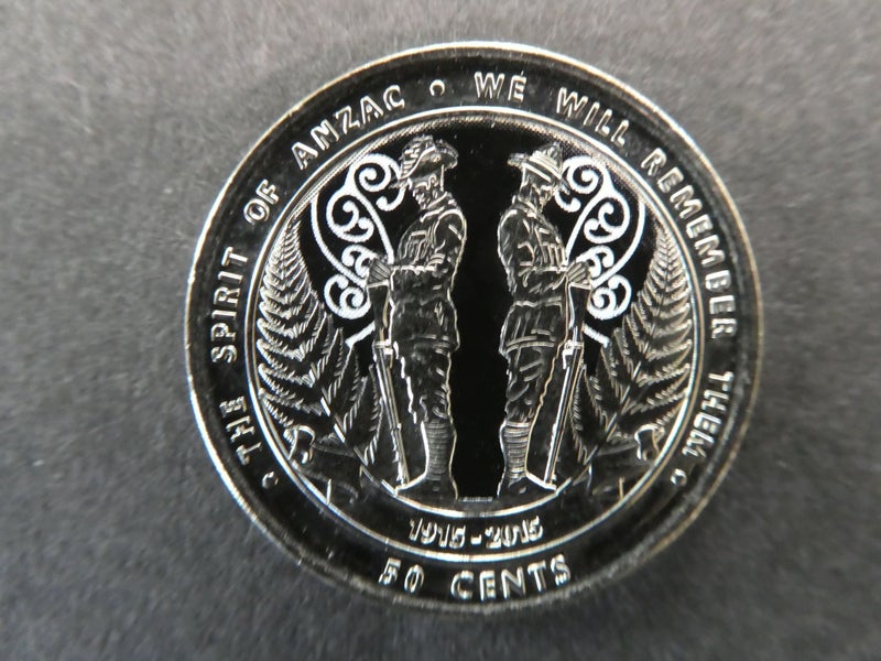 NZ 2015 ANZAC 50 cent coin-$r1es Carousel 3
