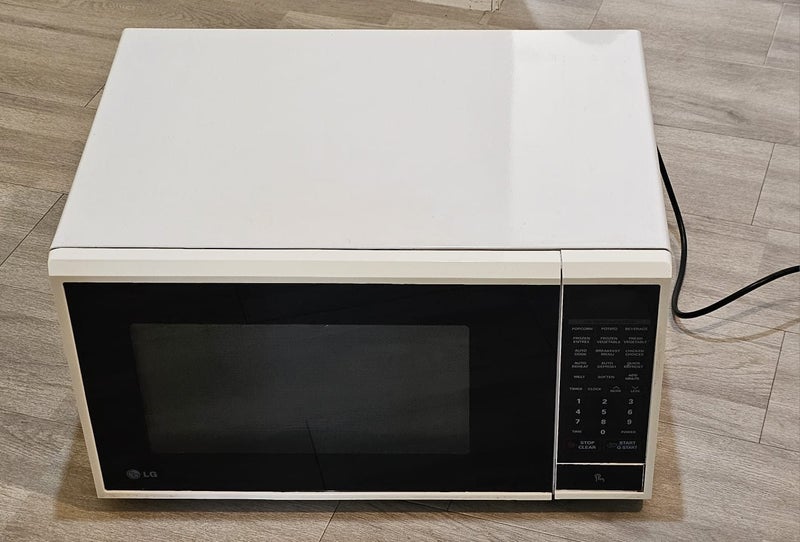 MICROWAVE LG Carousel 1