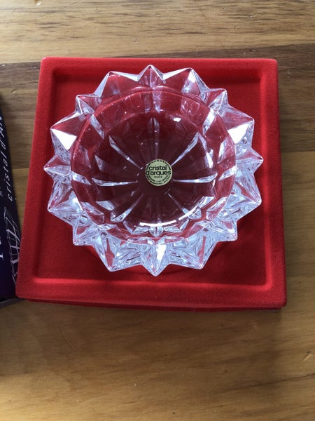Crystal ash tray Carousel 2