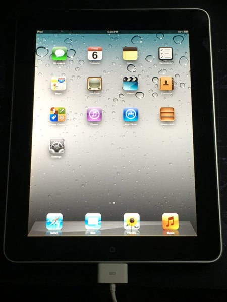 APPLE IPAD 16GB Carousel 1