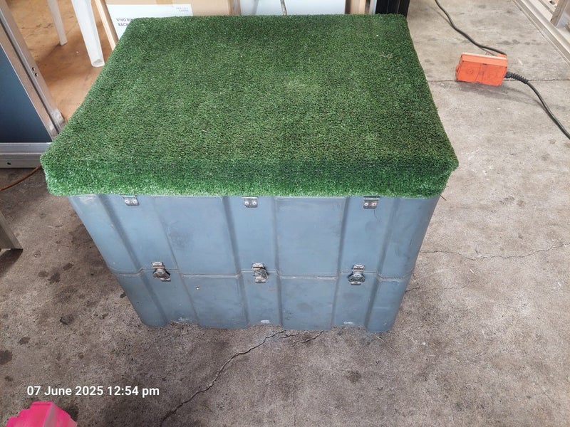 3x warehouse seats or outdoor area seats Carousel 2