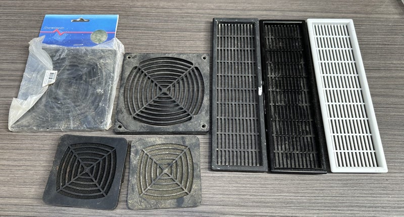 Assorted Plastic Vent Covers - $1 Reserve (PU6 Cubby) Carousel 1