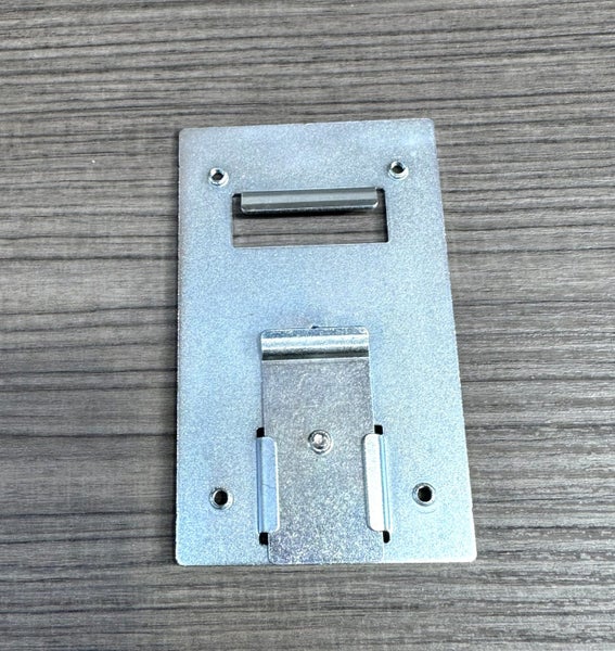 Stainless Steel Fixing Plate - $1 Reserve (PU6 Cubby) Carousel 1