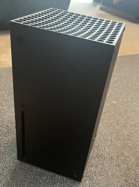 Xbox Series-X 1TB Disc version - bundle Carousel 1