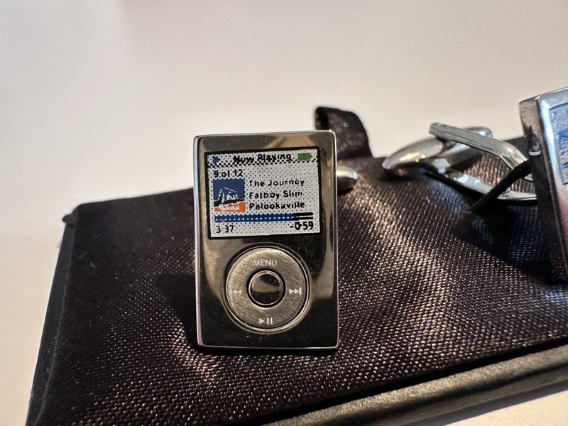 iPod Cufflinks Carousel 2