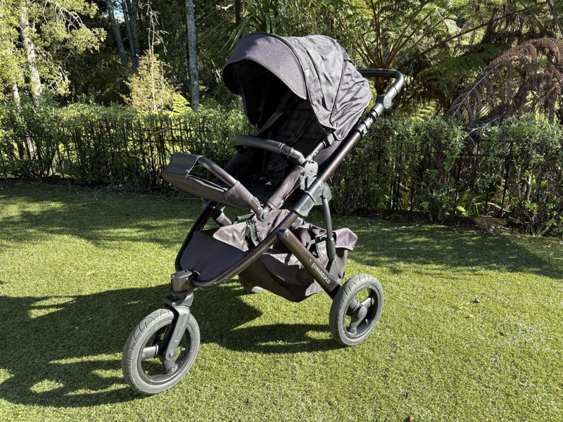 Edward’s & Co Oscar G3 Stroller Carousel 1