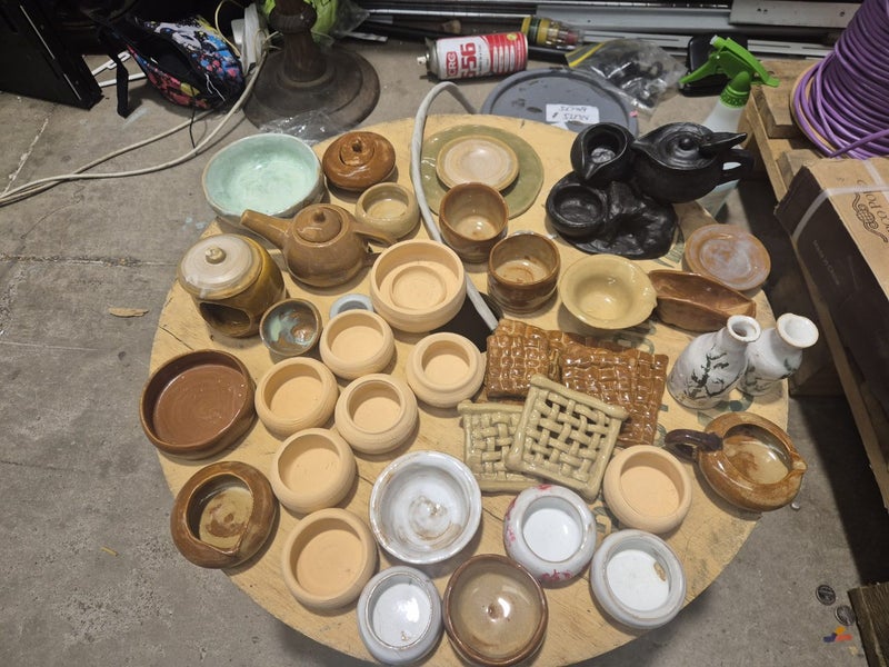 bulk ceramics tea cups, pot, etc $1!!!!! Carousel 1