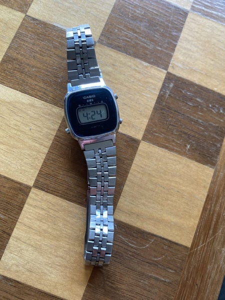Vintage Casio 229 1980’s era women’s watch62864731440130111