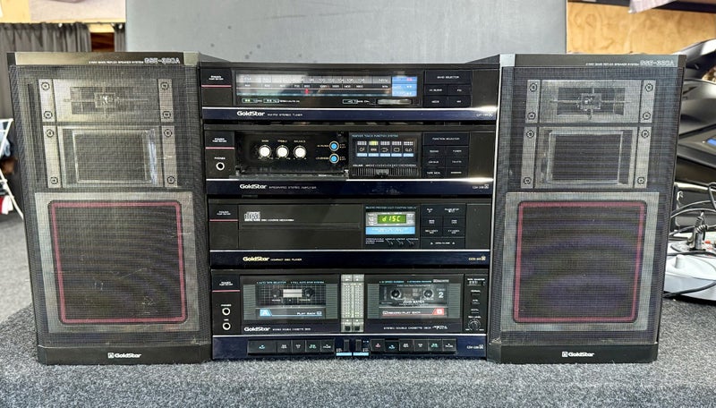 Vintage Goldstar seperate component audio system Carousel 1