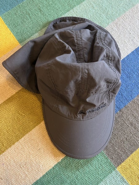 Macpac kids legionnaires cap - grey Carousel 1