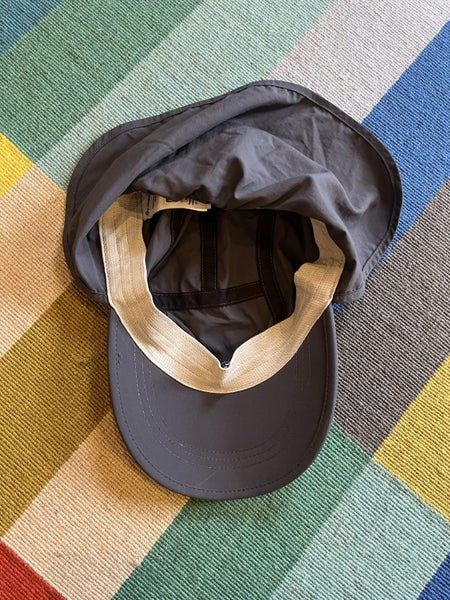 Macpac kids legionnaires cap - grey Carousel 2