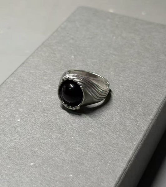 $1 reserve// Vintage 1920s Art Deco Round Onyx Silver Ring Carousel 1