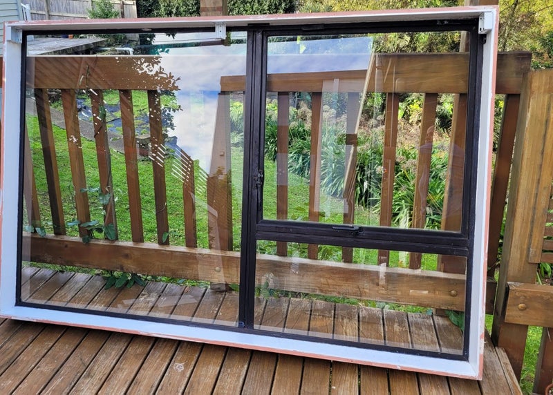 Single glazed joinery Carousel 1