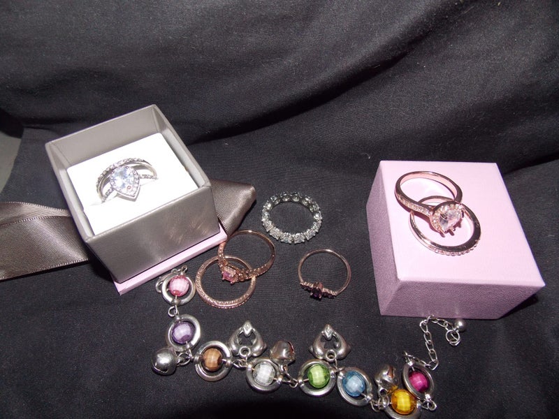 Bulk lot of mixed dress rings. Larger sizes 10-11. $1 RESERVE Carousel 1