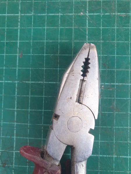 SIDCHROME PLIERS Carousel 2
