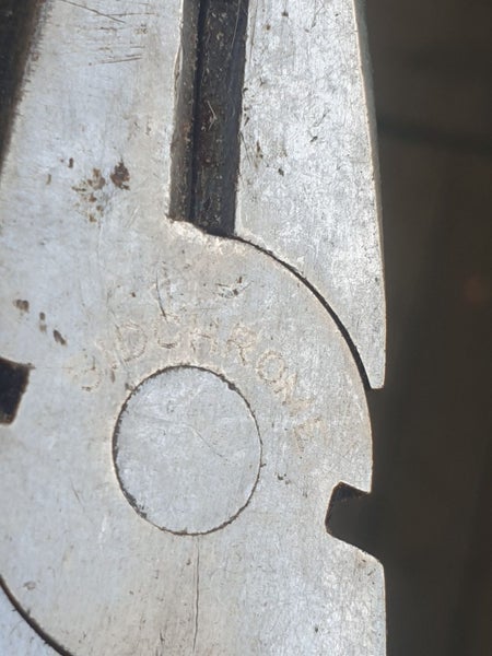 SIDCHROME PLIERS Carousel 8