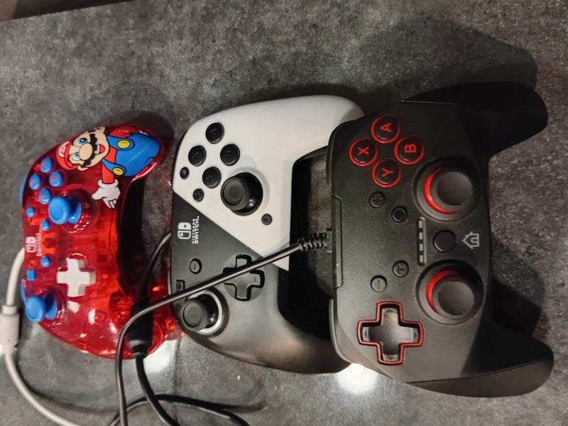 Nintendo Switch with 12 Games62863228159362113