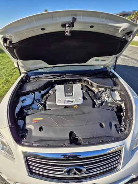 2011 Nissan Fuga62865831119619112