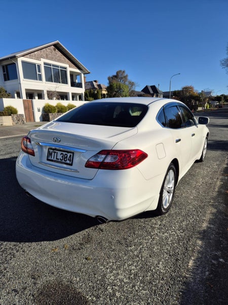 2011 Nissan Fuga62865831119619113
